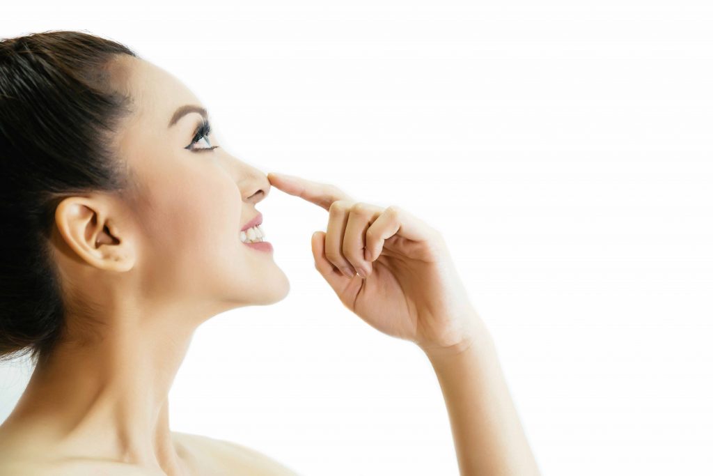 Rhinoplasty nose reshaping procedure